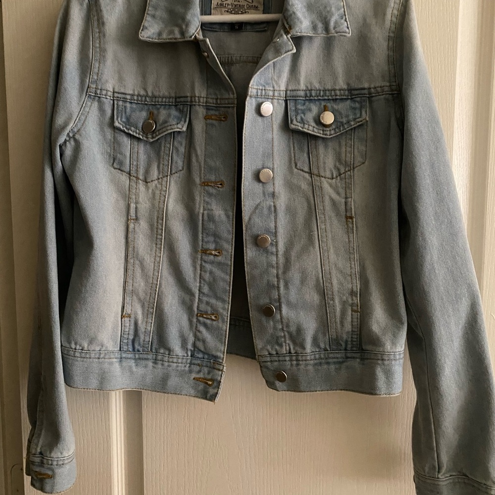 Classic Blue Jean Jacket with Contrast Stitching
